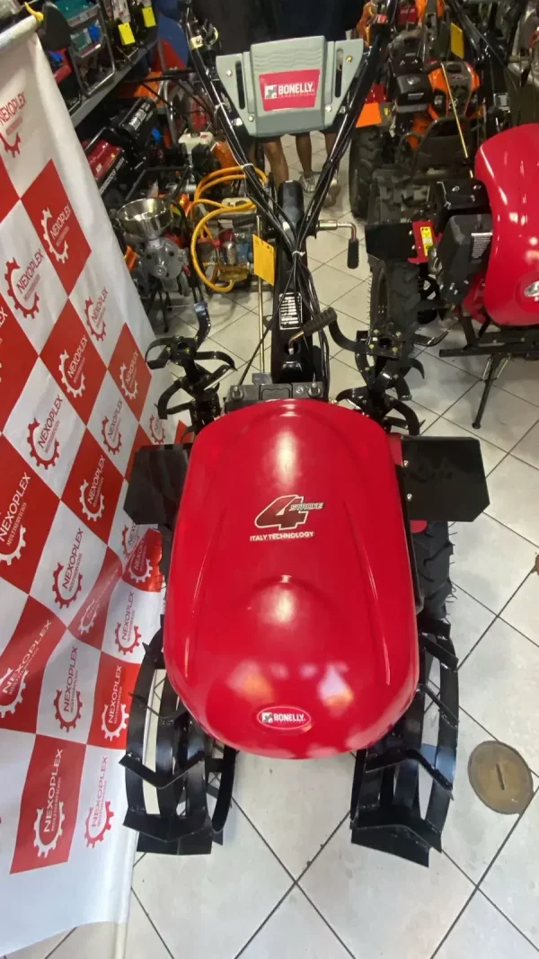 Motocultor de 18HP Diesel