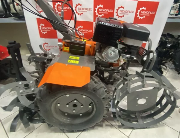 Motocultor de 16HP marca Bari - Imagen 4