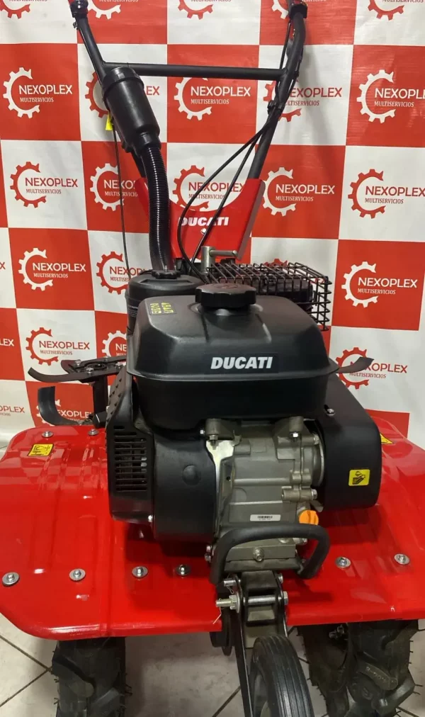 Motocultor marca Ducati de 7HP - Imagen 4
